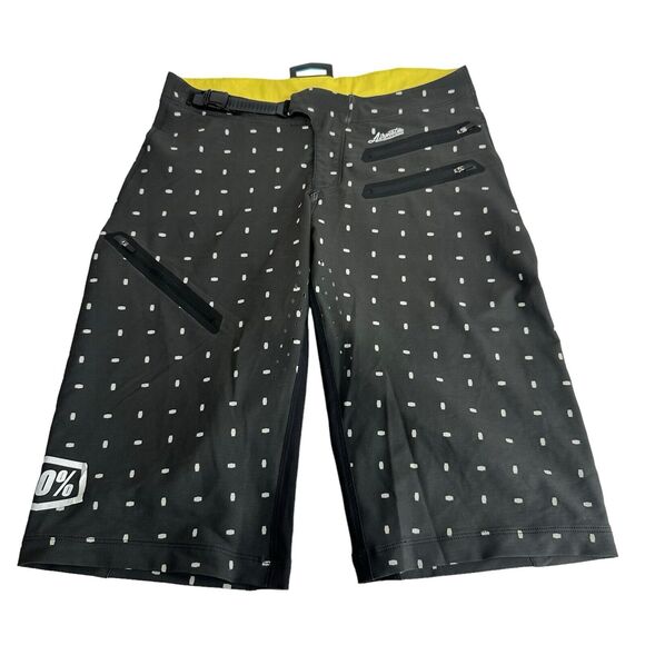 ONE HUNDRED PERCENT 100% Women's Skylar Airmatic Cycling Shorts - Picture 1 of 11